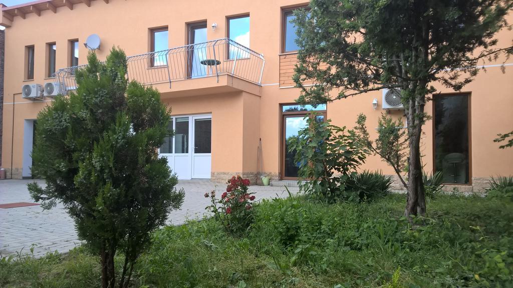 Kazinczy Apartment Kecskemét Extérieur photo